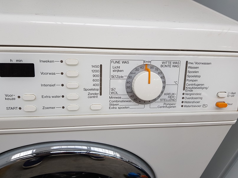 MIELE Wasmachine Softtronic 1450 toeren 6 kg