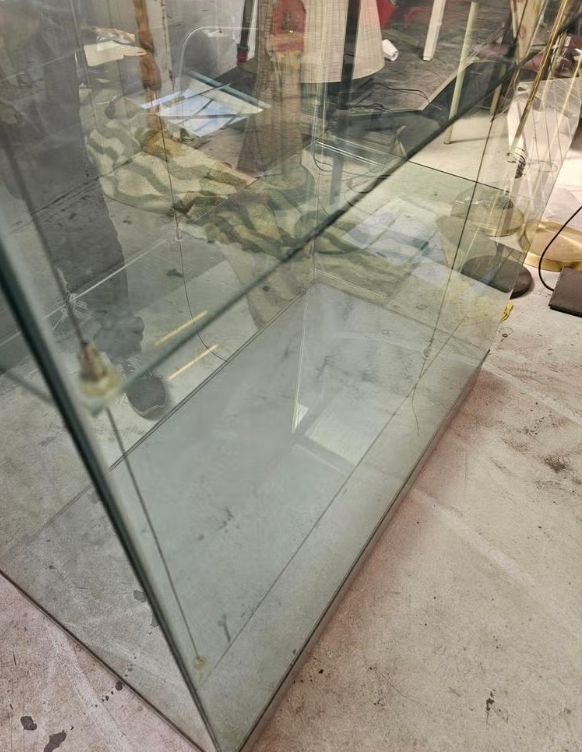 Museum vitrinekast Rothstein van Glas