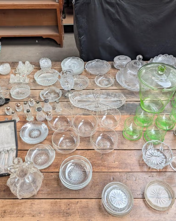 Grote verzameling kristal en kristalglas serviesgoed