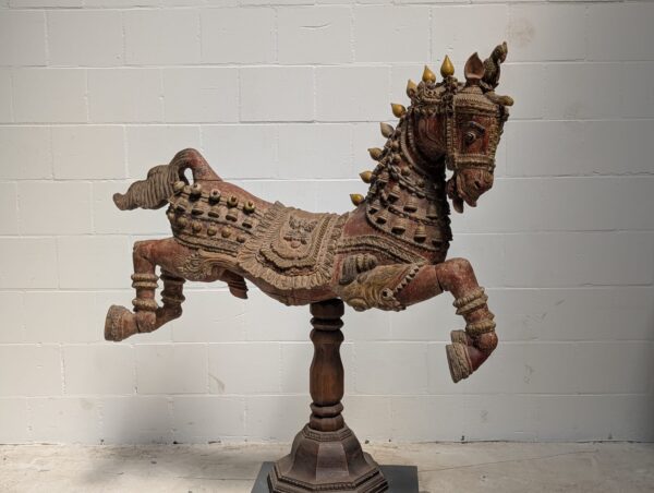 antiek houten indische tempel paard
