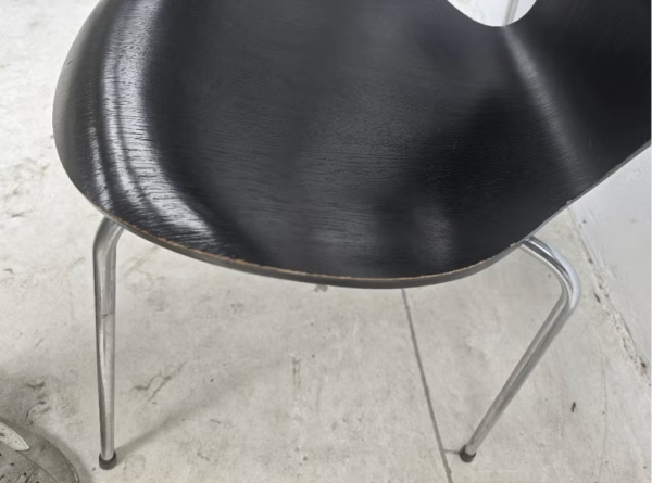 Fritz Hansen series 7 by Arne Jacobsen; 4 vlinder stoelen